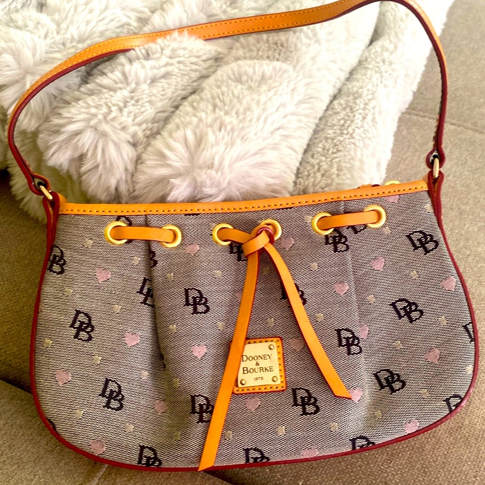 Dooney & Bourke Grey and Heart Print Bag!